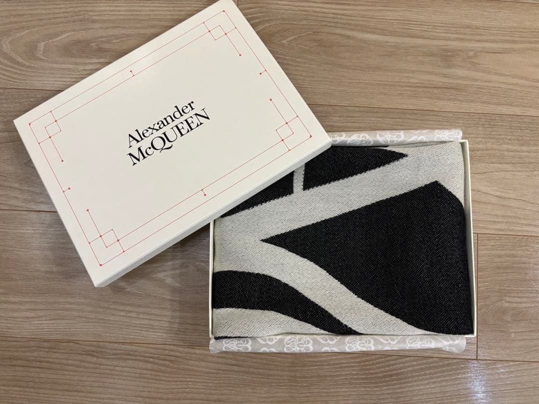 Alexander McQueen 2023AW マフラー ストール　loewe