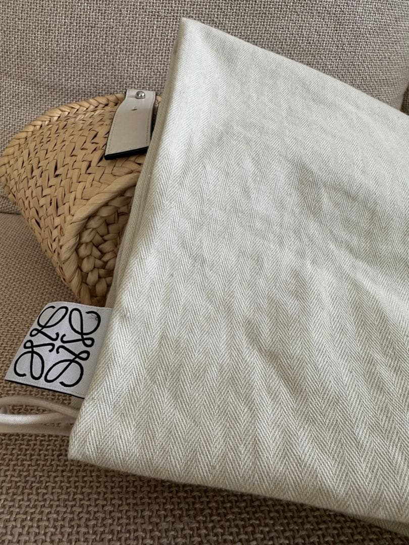 LOEWE ロエベ かごバッグ スモール ホワイト