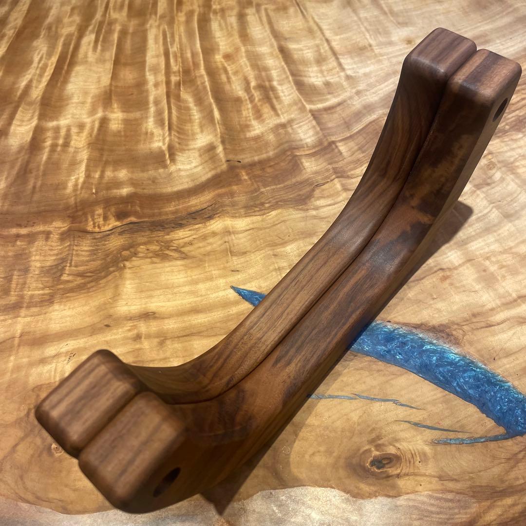 ハイエース 200系 ワゴンGL専用、リア アシストグリップ2個セット。