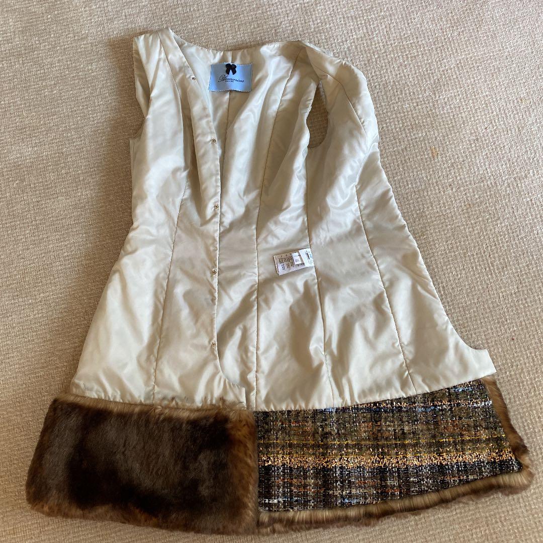美品【Blumarine ブルマリン】ライナー付ゴールド茶系ジャケット　ファー付