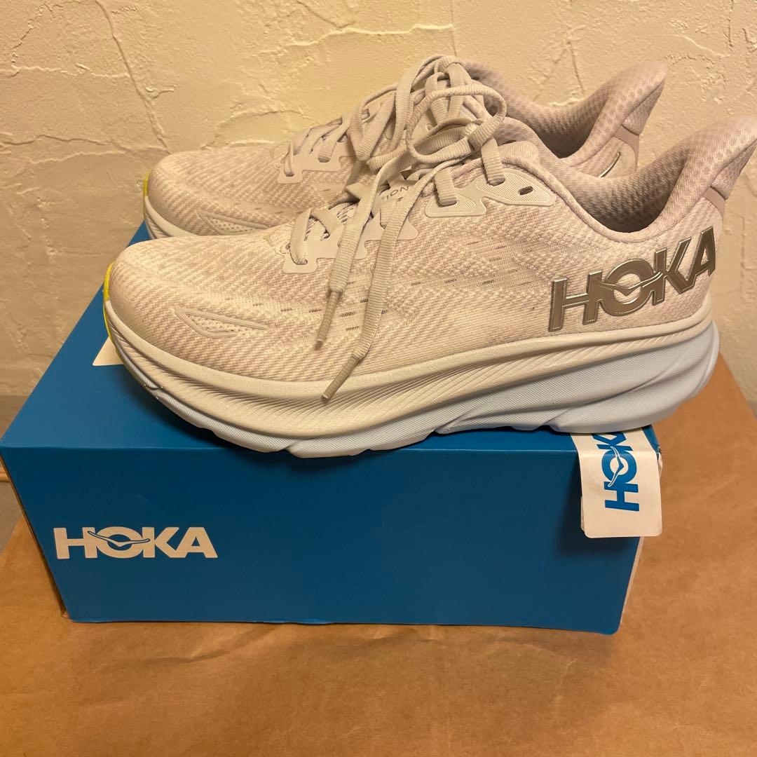 【未使用】HOKA クリフトン9 ホワイト 23cm