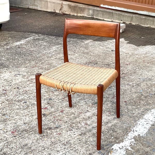 J.L Moller　モラー　北欧ビンテージ　ダイニングチェア　77デンマーク２