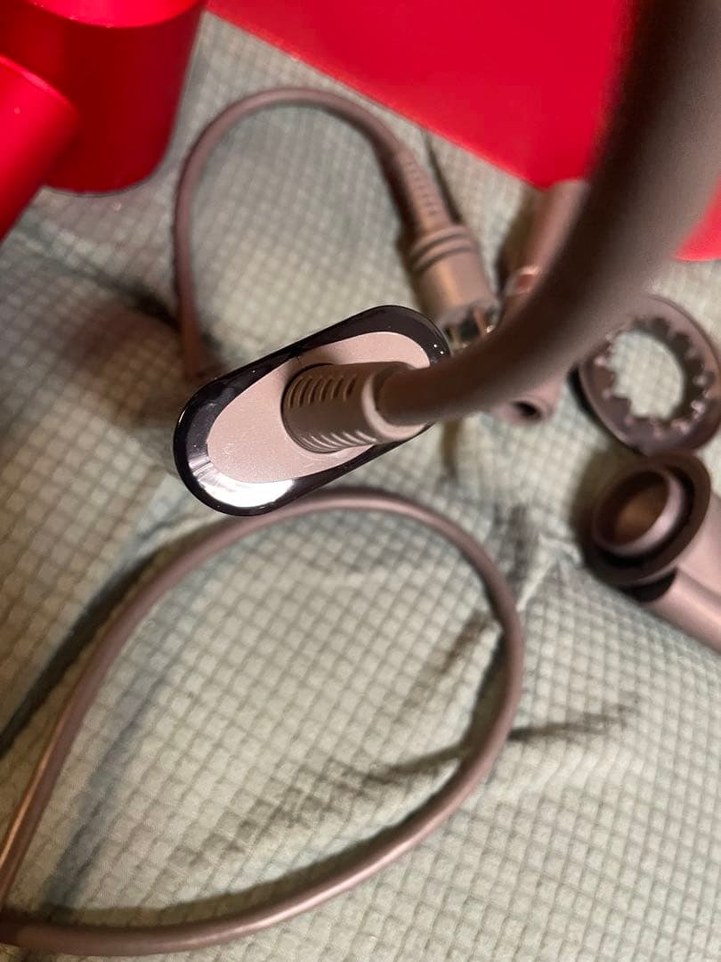 ダイソン　ドライヤー　レッド　BOX付き　Dyson