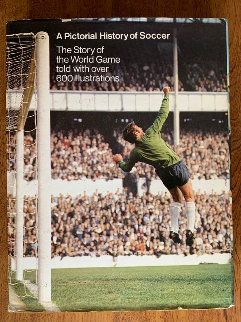 A Pictorial History of SOCCER(サッカー写真史)希少