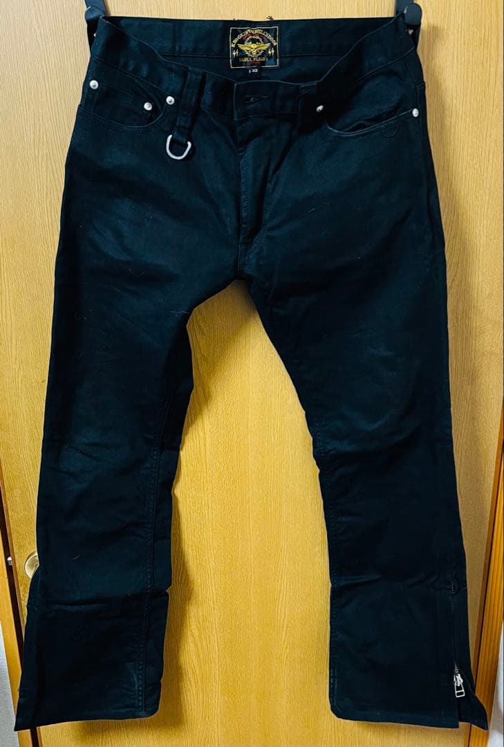 SKULL FLIGHT/スカルフライト　ブーツカットパンツ