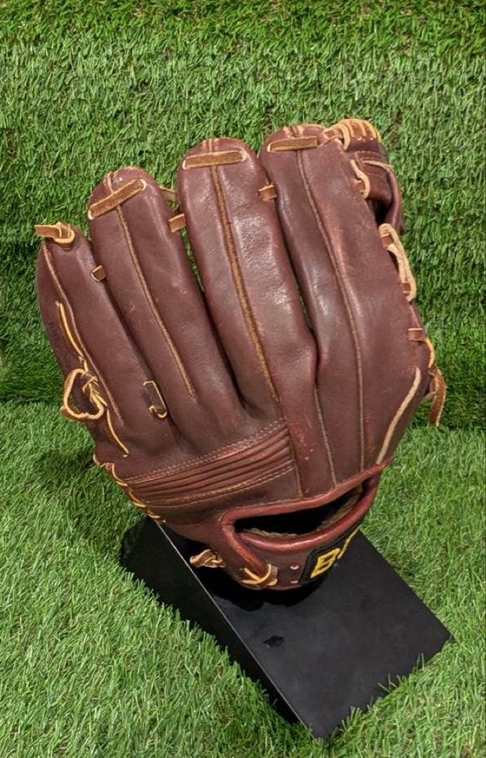 野球グラブ　グローブ　一般軟式大人用　内野手用　真弓モデル　BEN