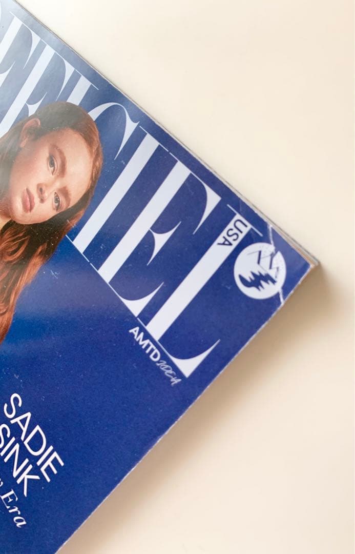 女性情報誌 L'Officiel US Magazine Winter 2022