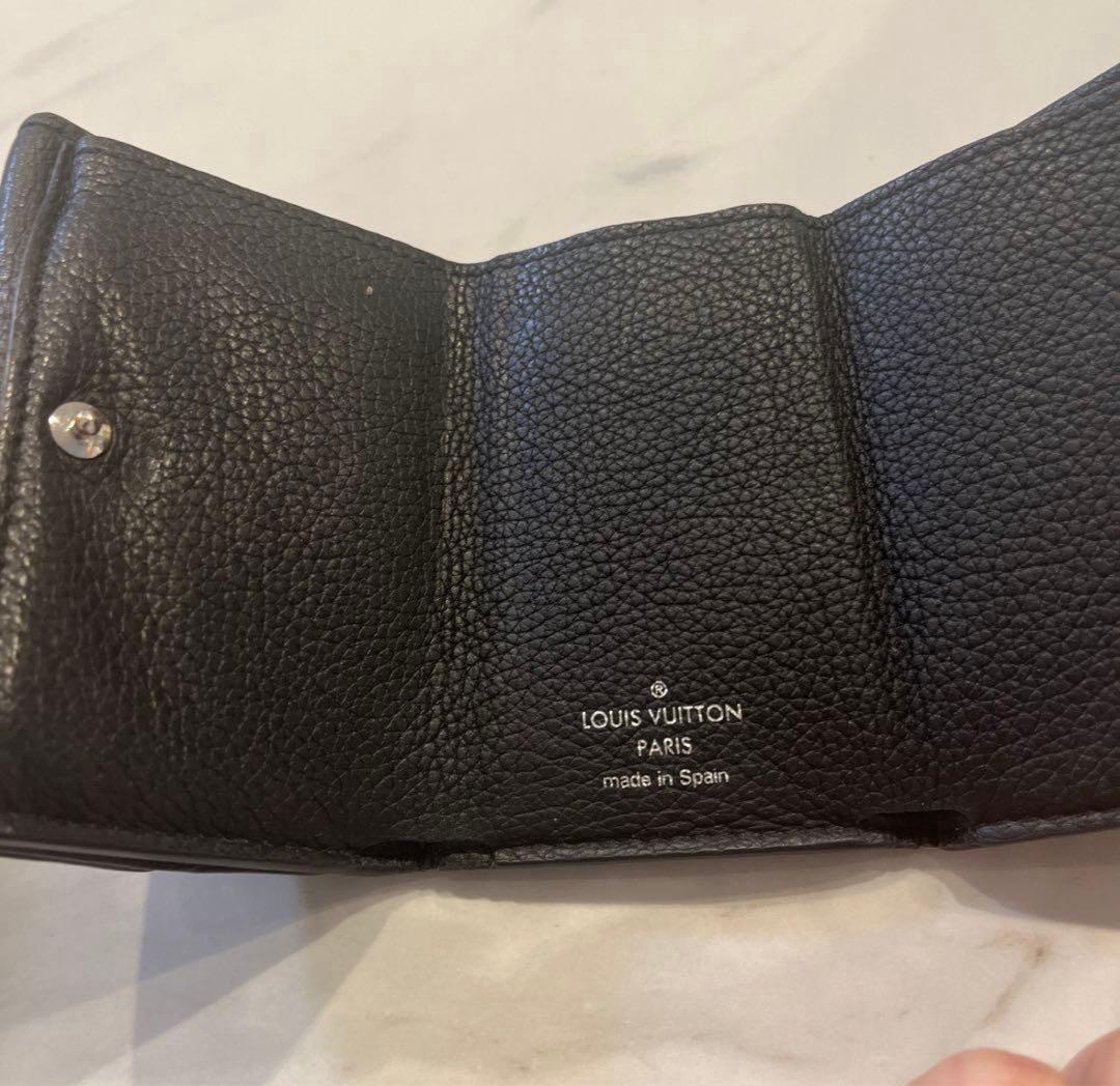 ルイヴィトン財布 黒革 三つ折り財布 レディース