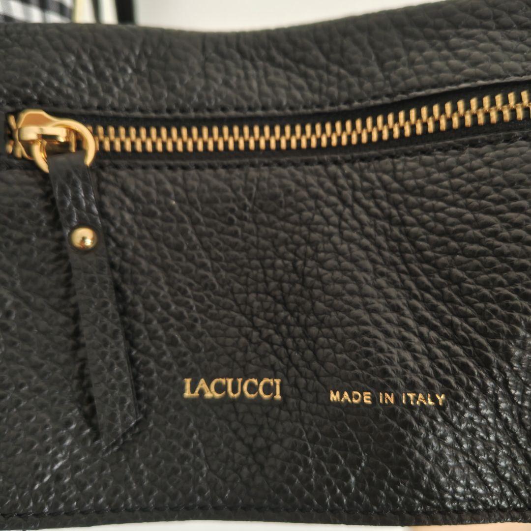 美品イアクッチトートバッグ　レザー　リバーシブル　 小型ポーチ付き