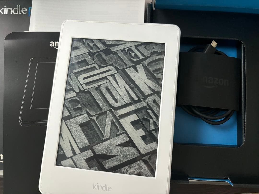 美品 Kindle マンガモデル (第7世代) 32GB白