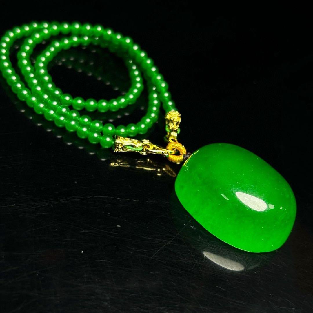 本日限定販売｜天然ビルマ翡翠 アイス種 濃緑 平安無事牌 ネックレス