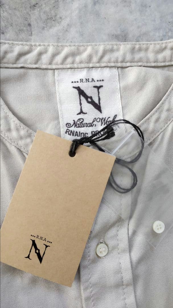 【新品未使用】RNA-Nシャツオールインワン ライトベージュ