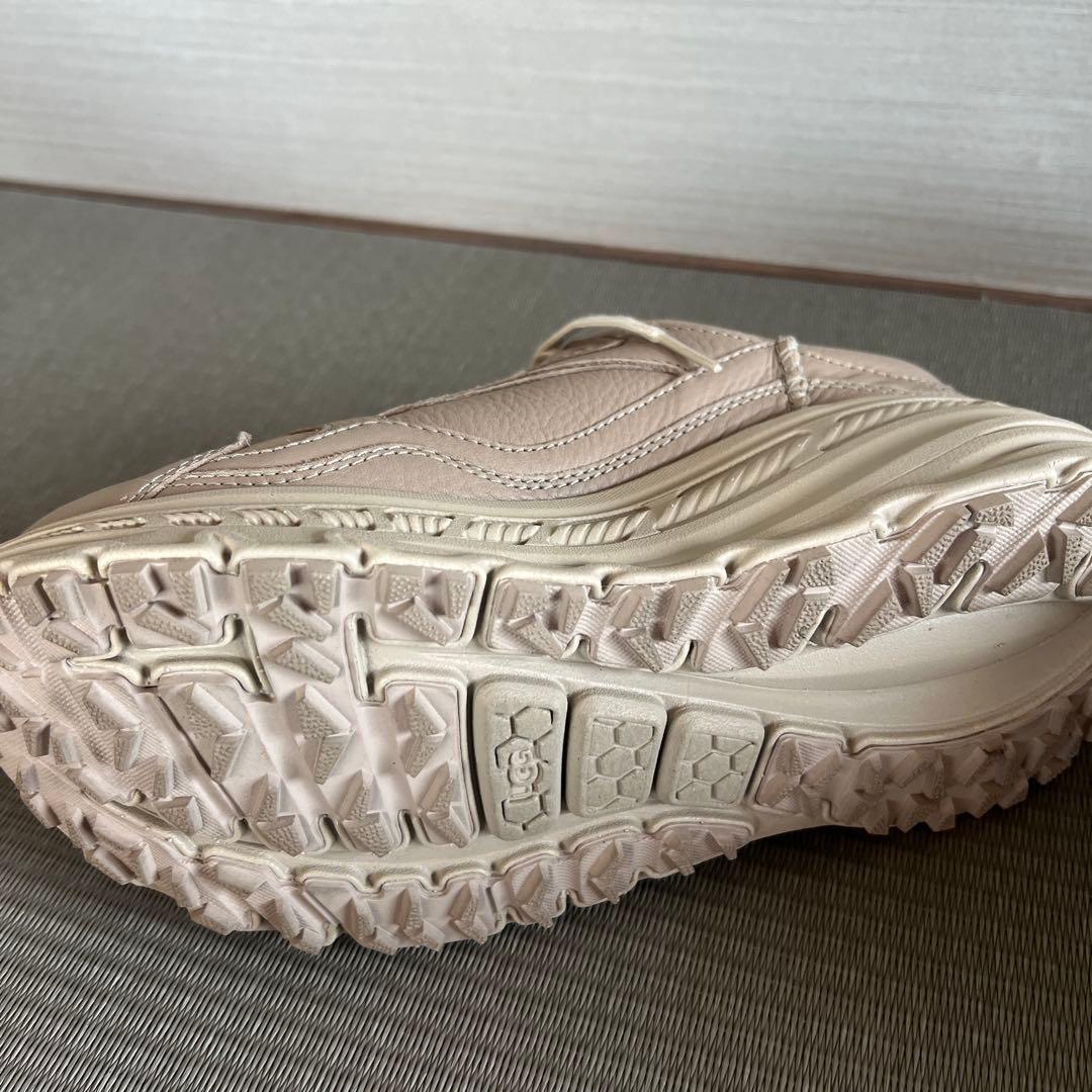 UGGレザースニーカー　M CA805 X LACE LOW SILT