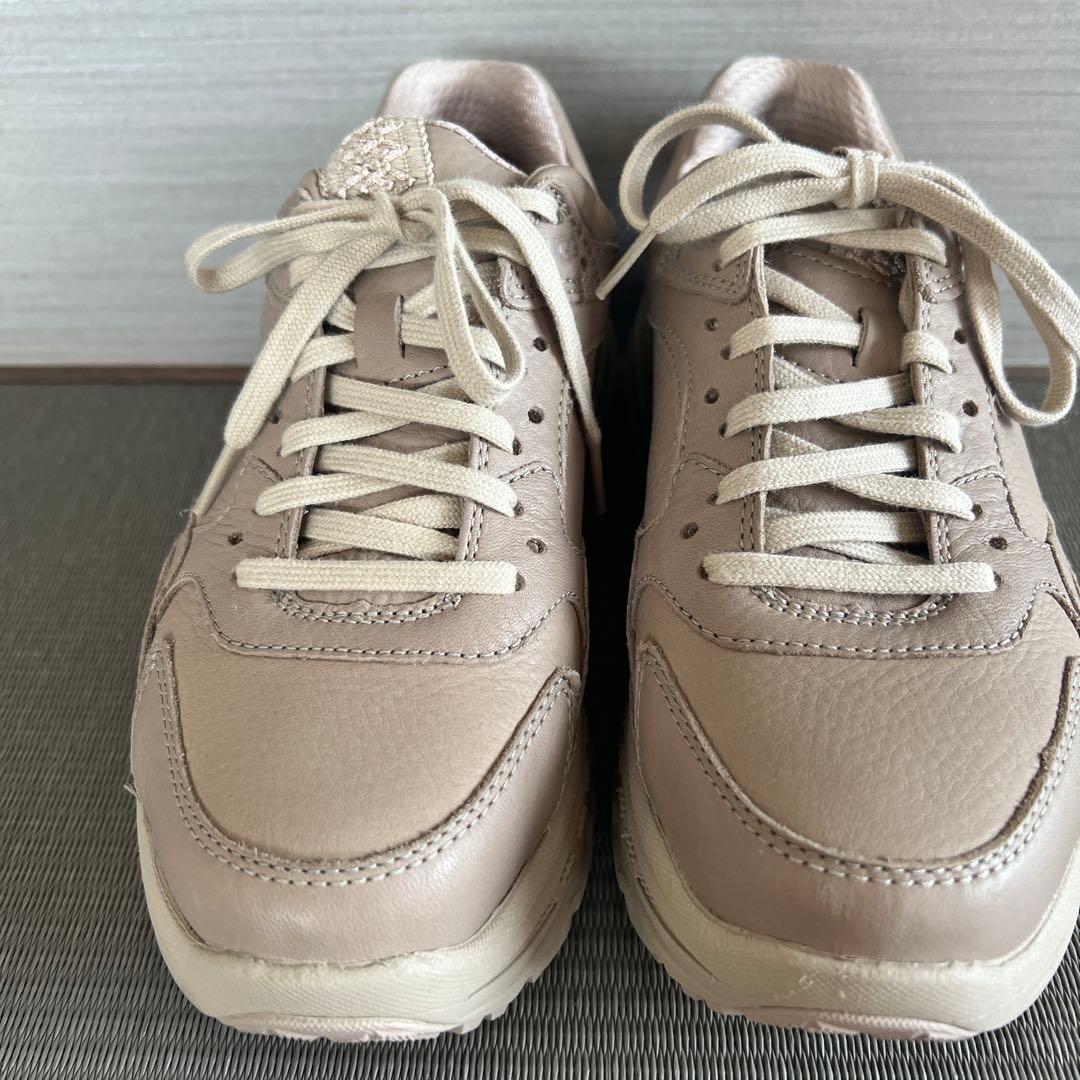 UGGレザースニーカー　M CA805 X LACE LOW SILT