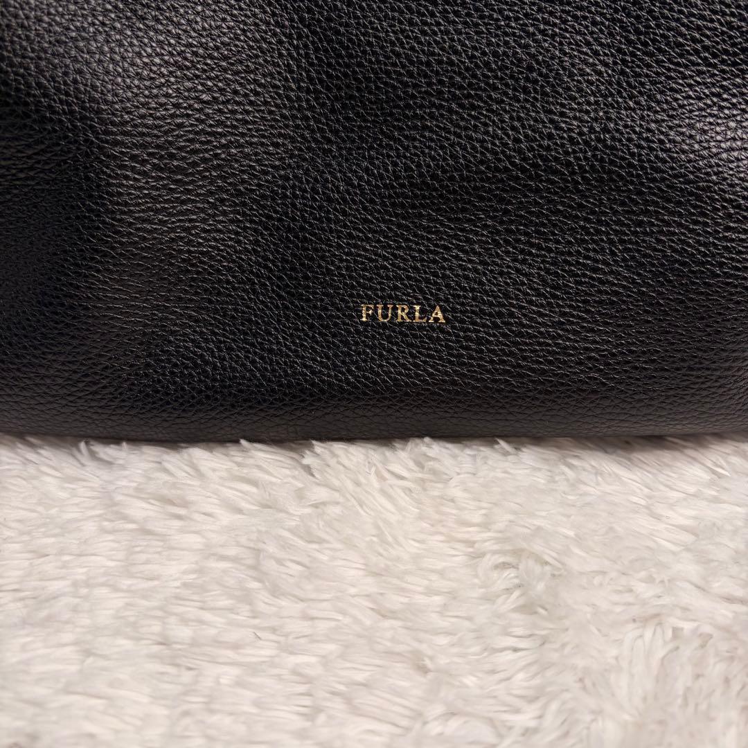 Mirandさま専用！フルラ　FURLA A4トートバッグ レザー