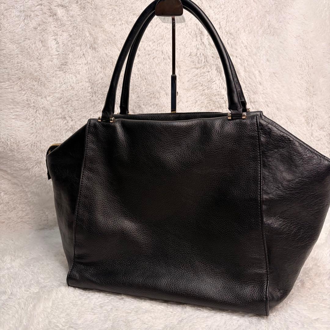 Mirandさま専用！フルラ　FURLA A4トートバッグ レザー