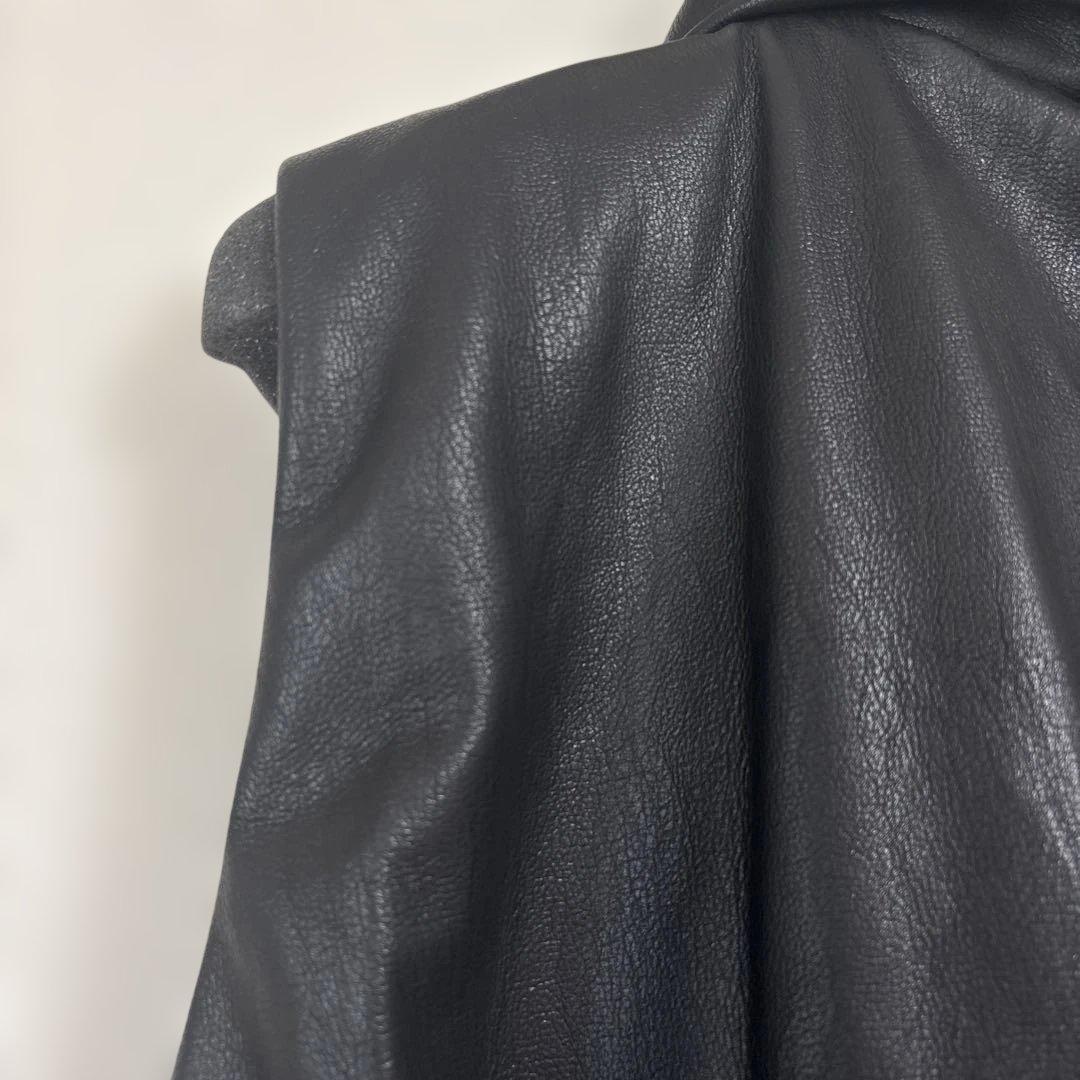 ❣️新品　❣️今季もの　マルゴービンテージ　レザーベスト　エコレザー　中綿ベスト