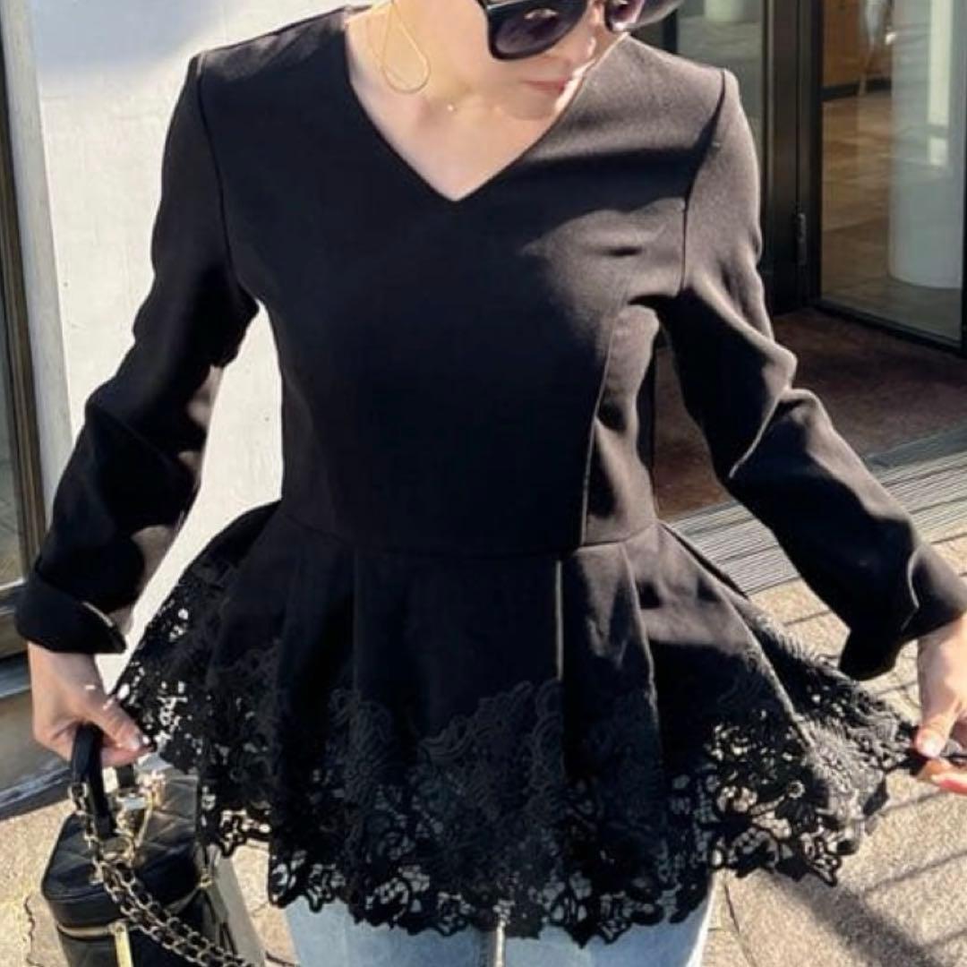 新品　JENNE ジェンヌ ペプラムレース ブラウス シンプル 黒　XL