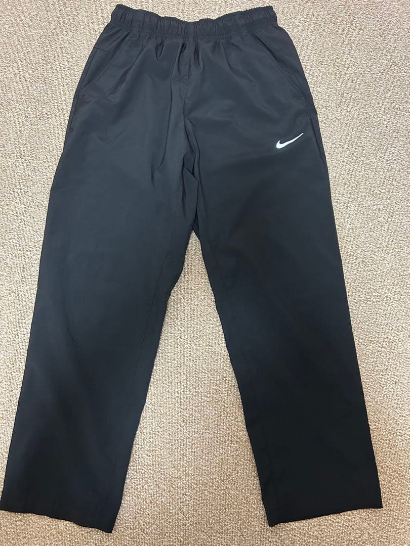 Nike ブラック ジャージ上下セット　ナイキセットアップ