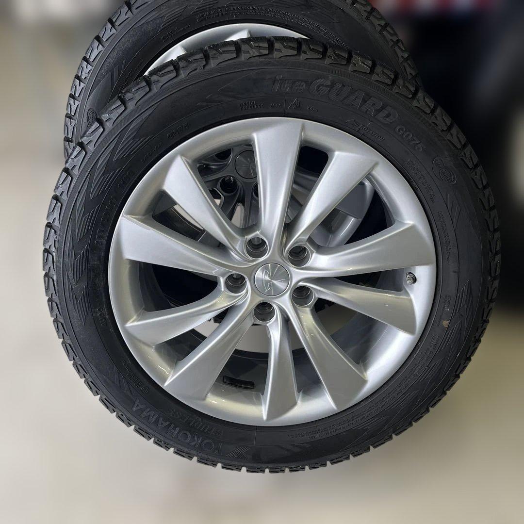 テスラX純正ホイール スタッドレスタイヤ付19インチ4本セット