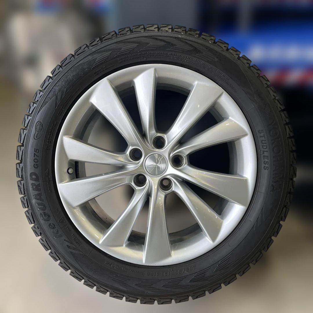 テスラX純正ホイール スタッドレスタイヤ付19インチ4本セット