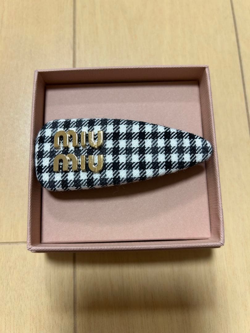 (まじむん)MIUMIU バレッタ 千鳥格子