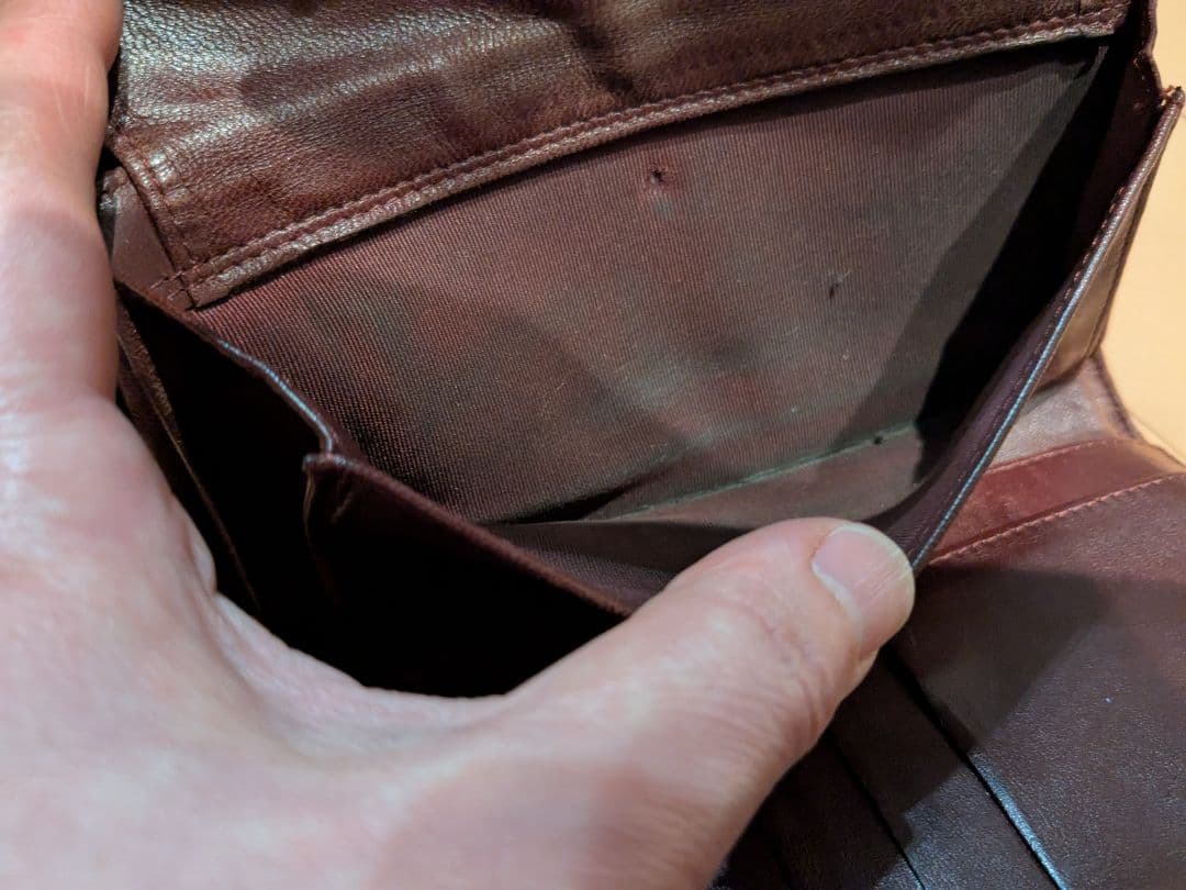 CHANEL ブラック マトラッセ ラムスキン 長財布