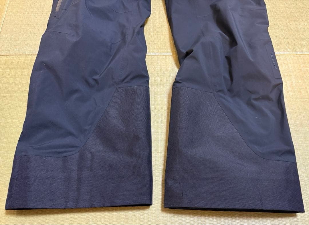 スキー Peak Performance Gravity 2L Pants