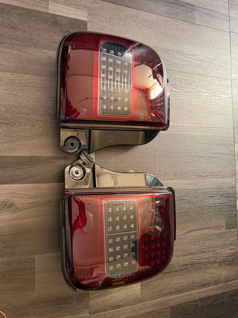 アルトラパン HE21S フルLEDテール スモーク サイドマーカー付 点灯OK