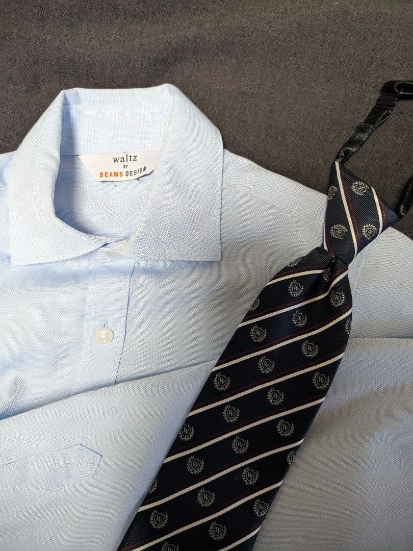 ネイビー スーツ 140cm ネクタイ付き　卒業式　セレモニー　4点セット