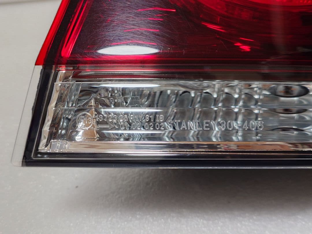 トヨタ 210系 クラウン アスリートS ハイブリッド 前期 テールランプ 純正