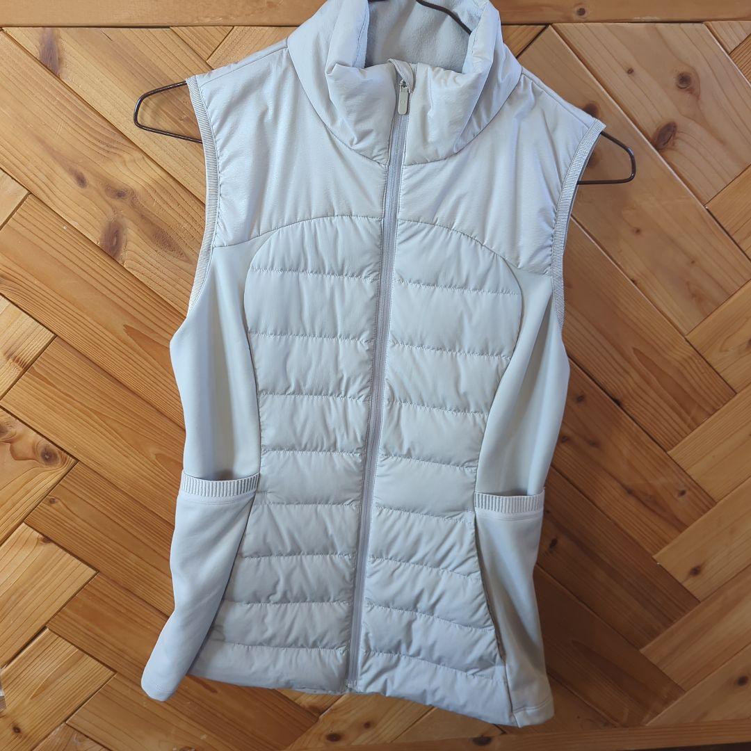 lululemon ライトグレー キルティングベスト サイズ6