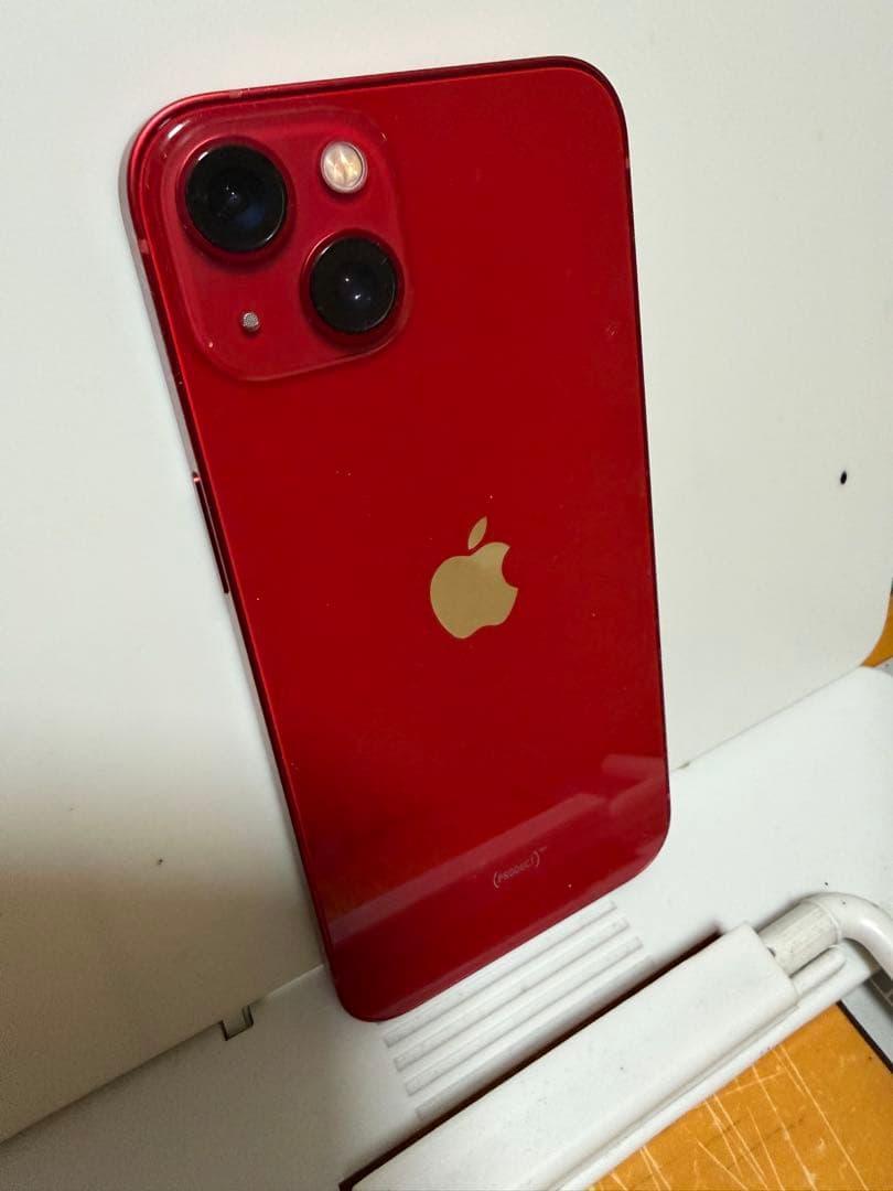Apple iPhone 13 (256GB) レッド