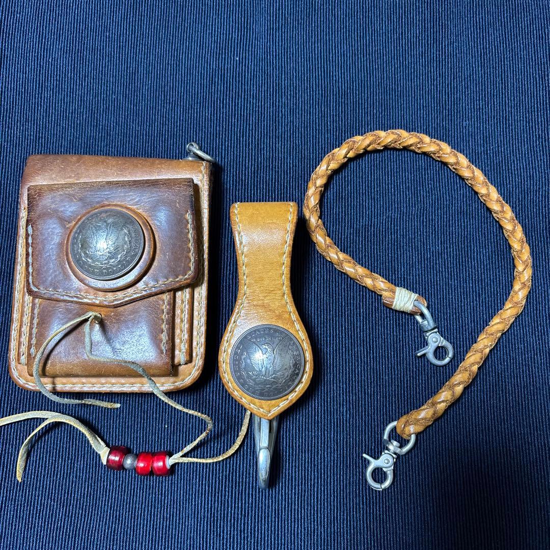 ※こーちゃん※ ビーズ屋公ちゃん　二つ折り財布