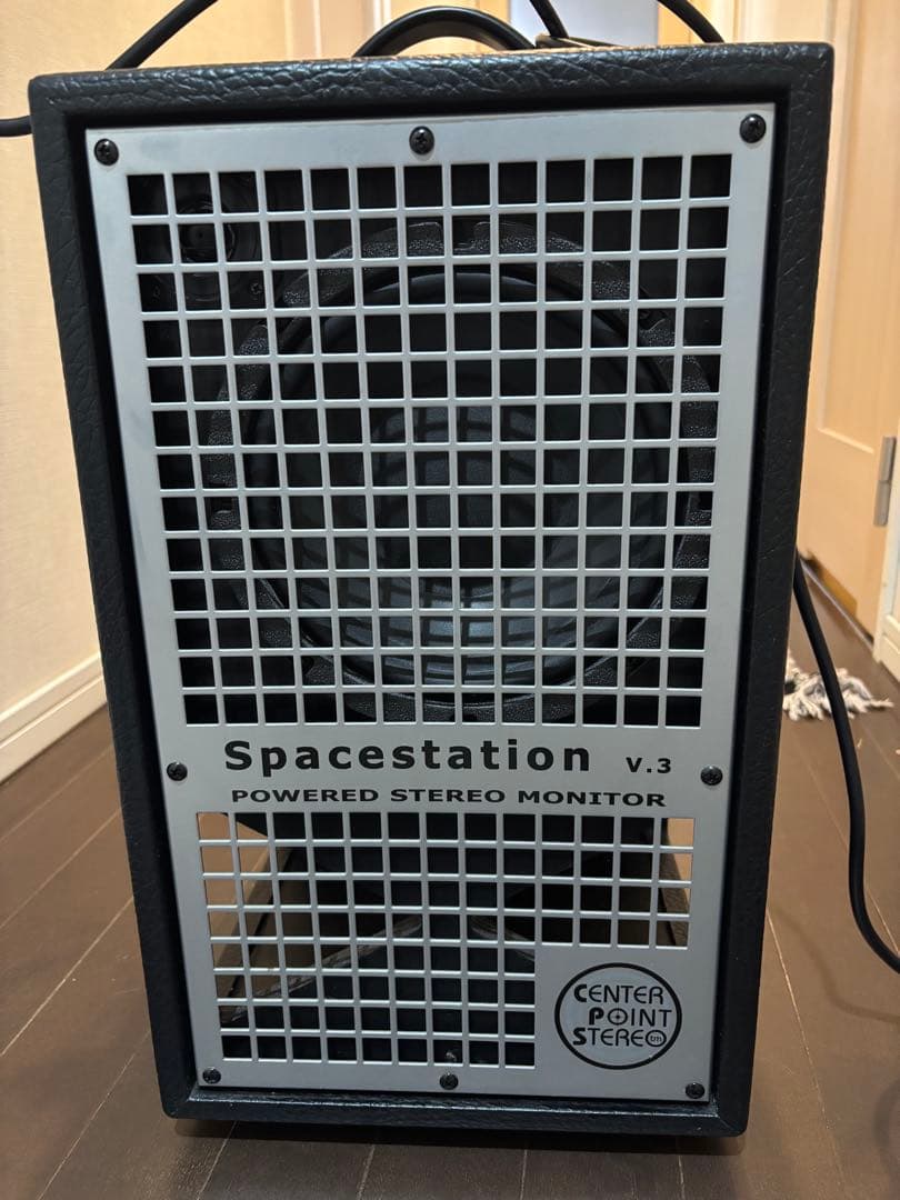 鍵盤楽器 Spacestation v.3 Powered Stereo Monitor