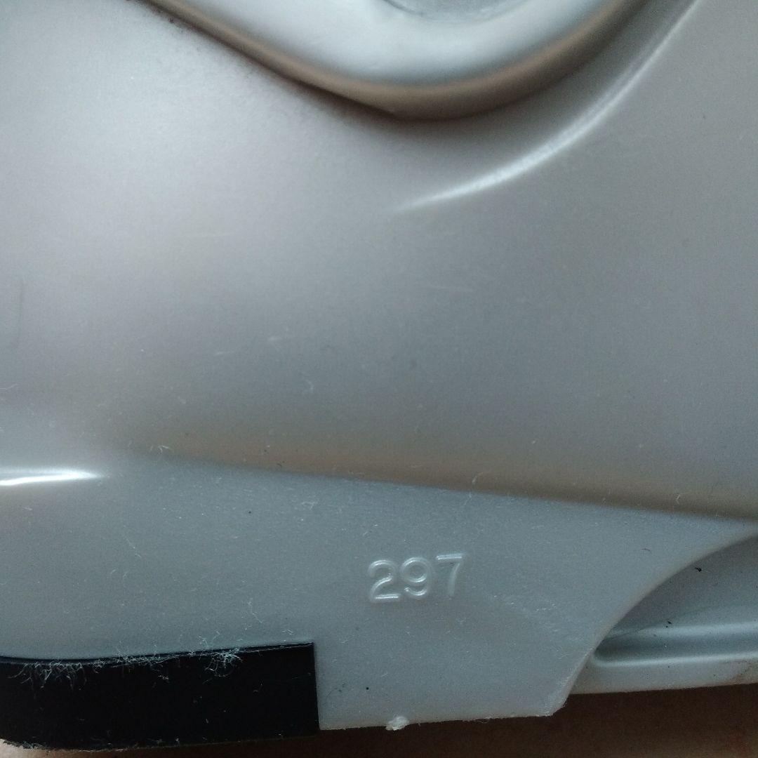 【超美品】軽めの日本製スキーブーツ GEN FACTORY CARVE 5