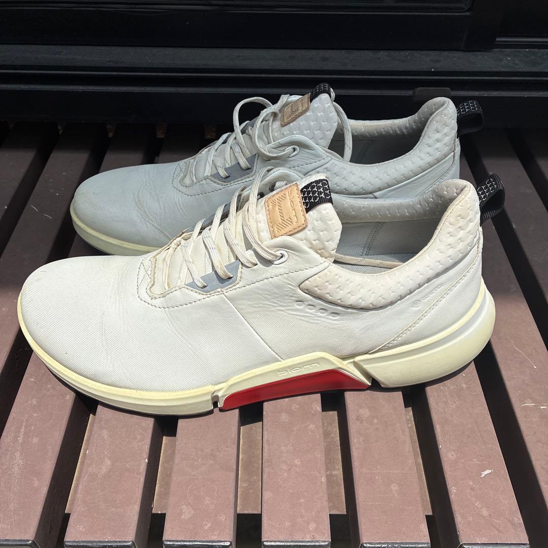 ホワイト スニーカー ゴルフシューズ