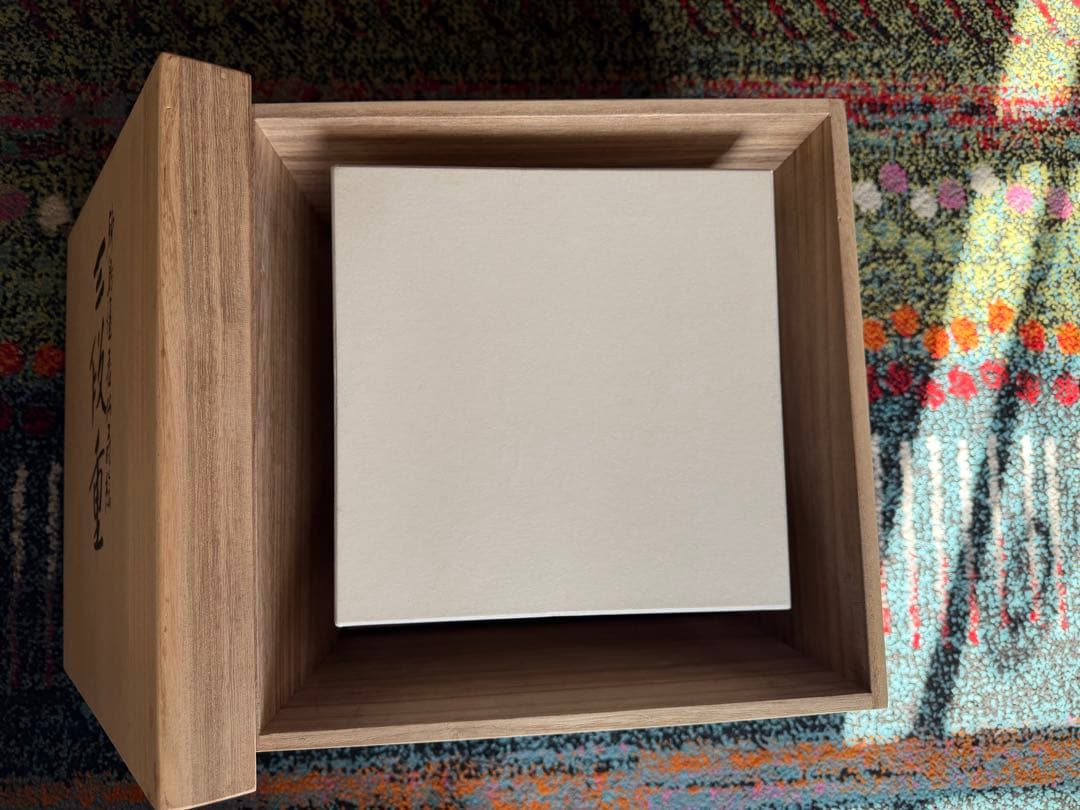 輪島塗 春光斎作 高級漆器 天然木若松蒔絵 三段重 重箱 重台付 紙箱＆桐共箱