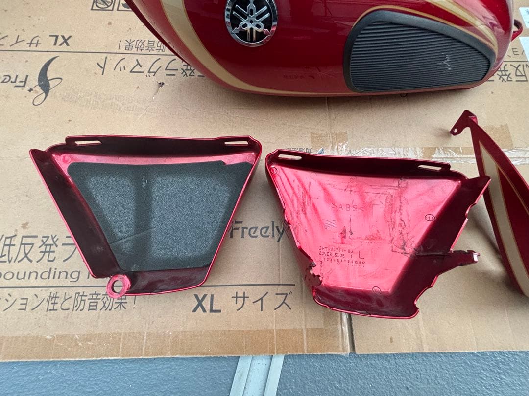 Yamaha SR400 fi タンクとパーツセット レッド