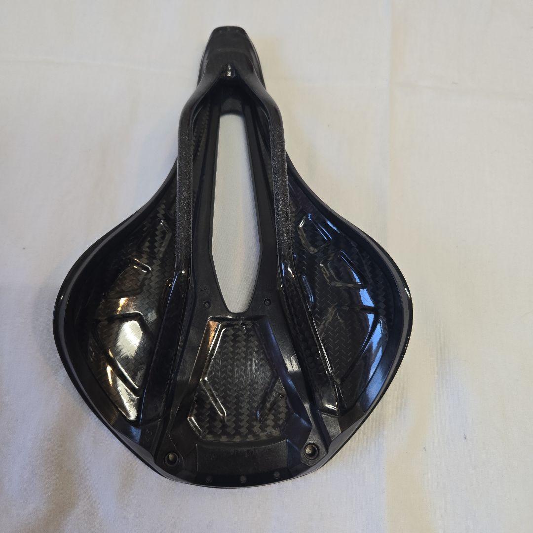 S-WORKS POWER CARBON SADDLE 143 パワーサドル