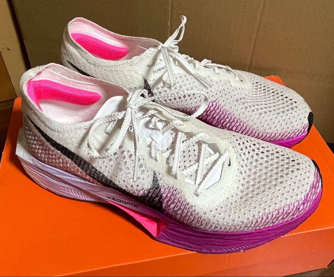 NIKE ヴェイパーフライ3 27㎝