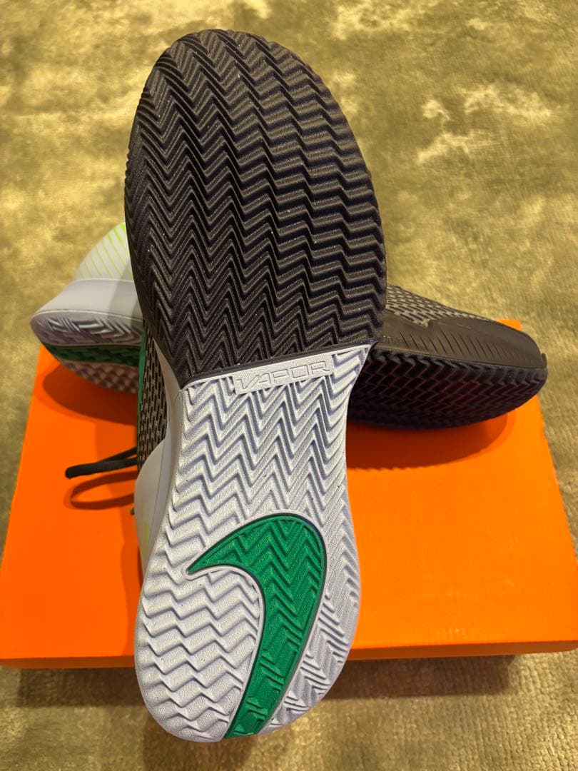 ナイキ　ヴェイパープロ　テニスシューズ