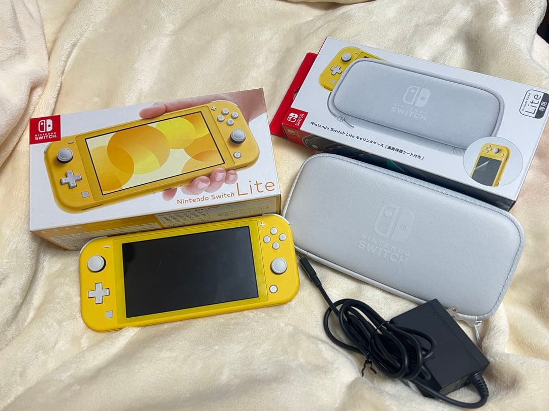 2023年度製 Switch Lite イエロー 専用ケース セット