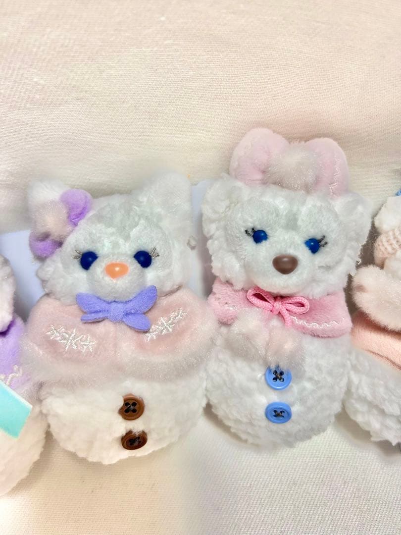 シークレットオブスノーウィーデイ　ダッフィーぬいぐるみチャーム　雪だるまぬいちゃ