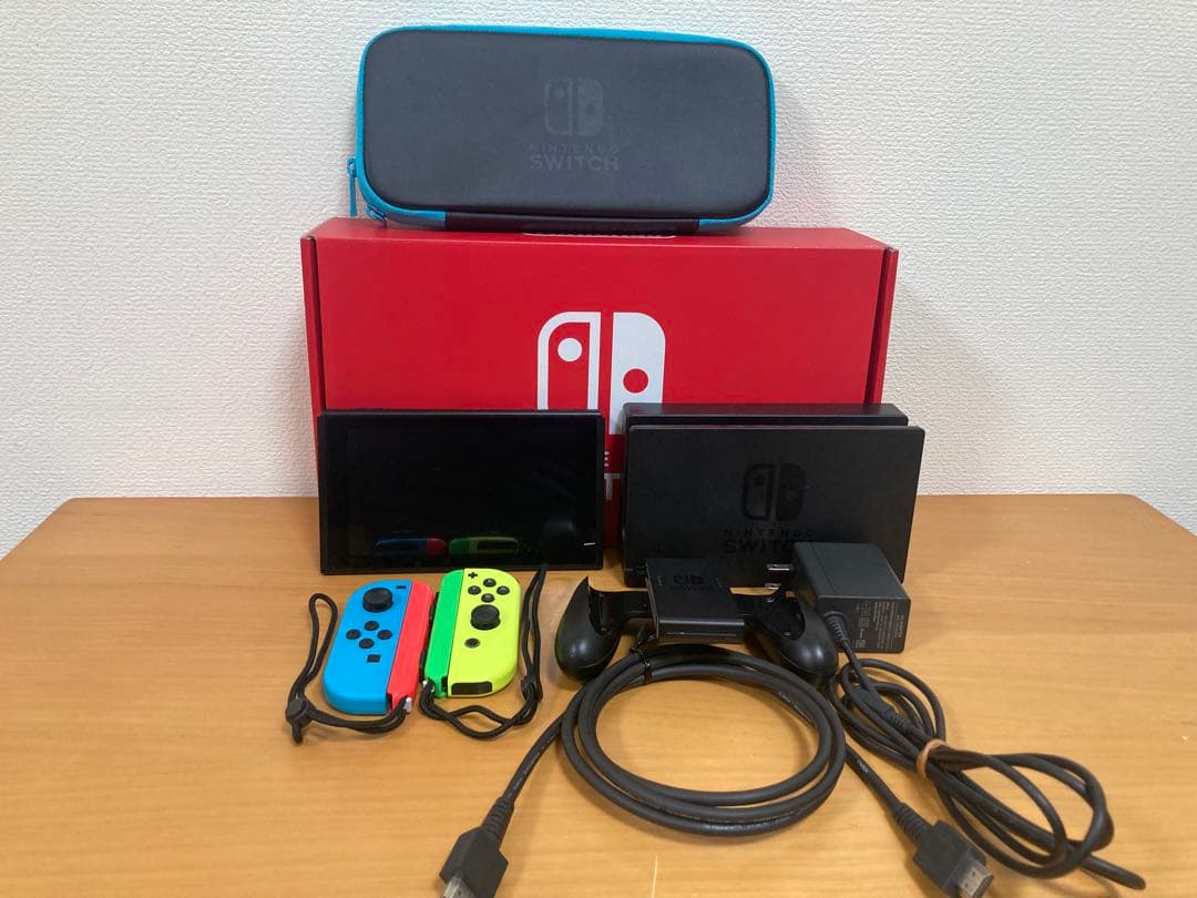 【panda】 Nintendo Switch本体