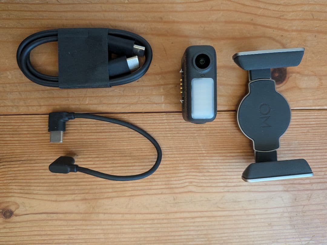 DJI OSMO MOBILE 8 スマートフォンスタビライザー【最新モデル】