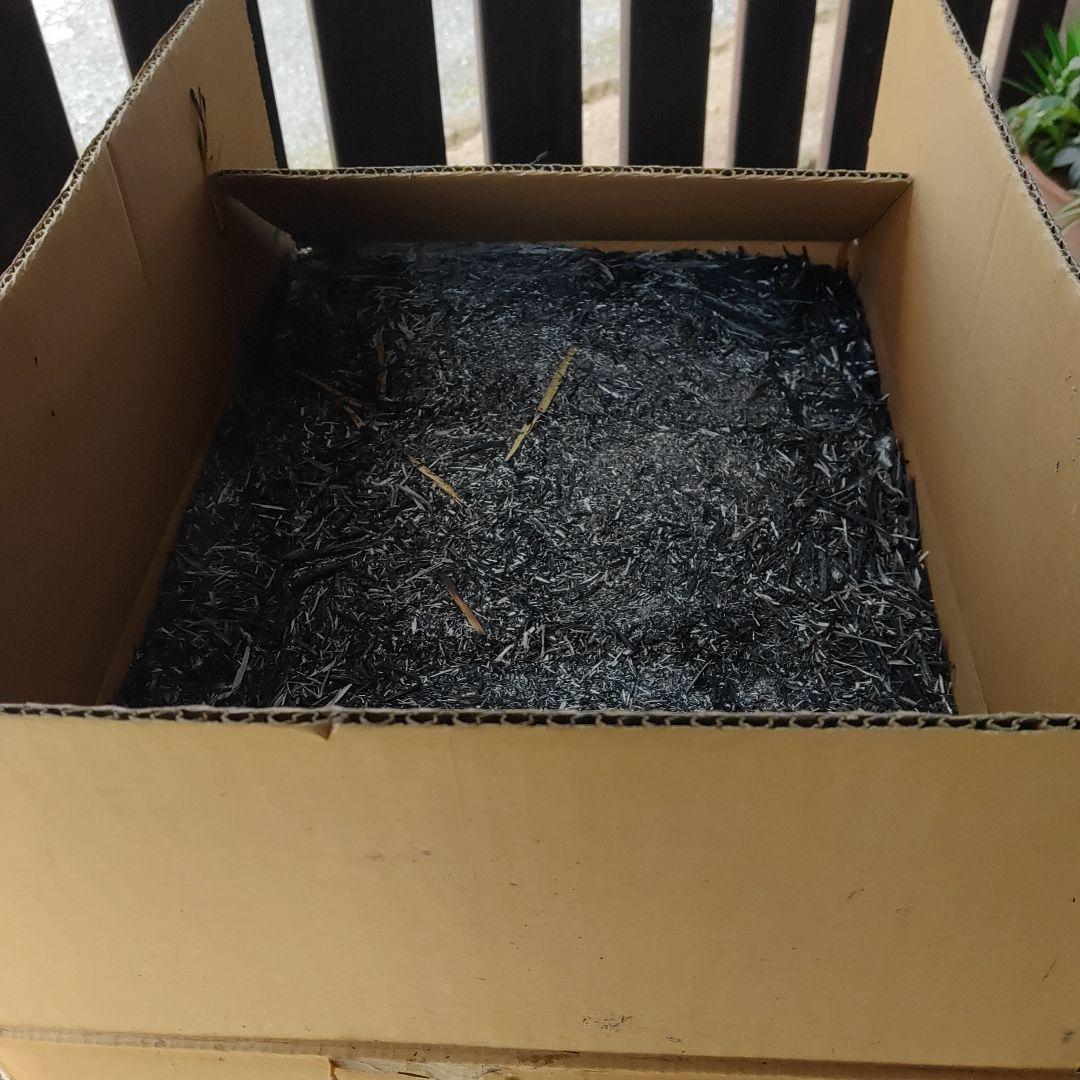 わら灰　正月に　火鉢等に入れる　とても綺麗な藁灰です。在庫有ります