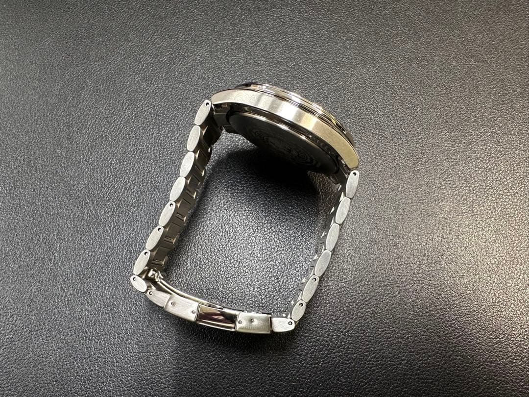 時計 CITIZEN Eco-Drive CB0011-69E