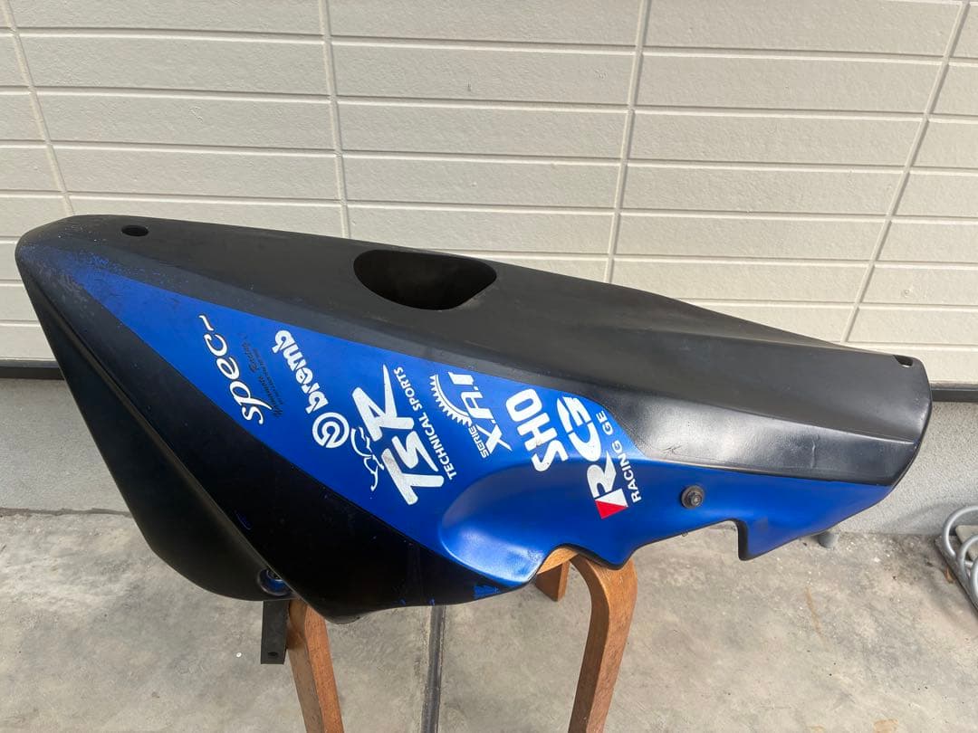 ホーネット　アンダーカウル　mc31