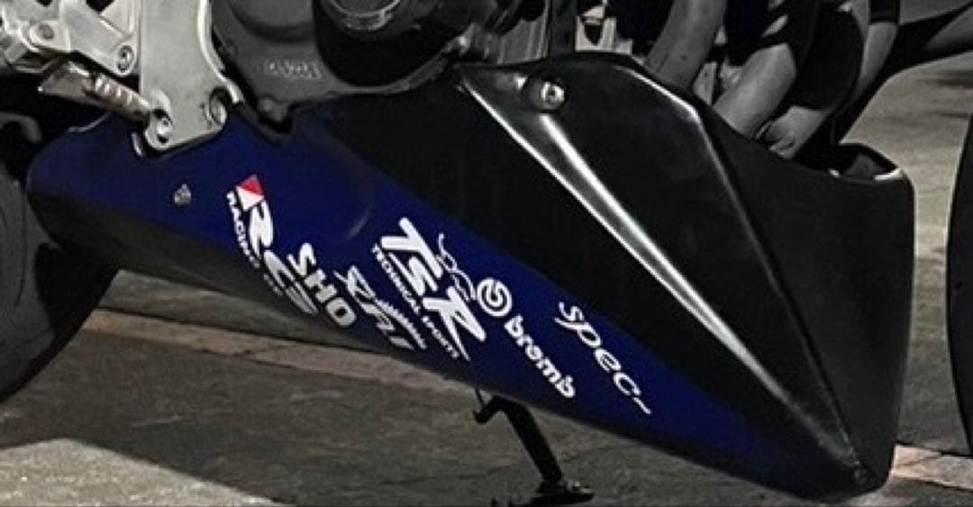 ホーネット　アンダーカウル　mc31